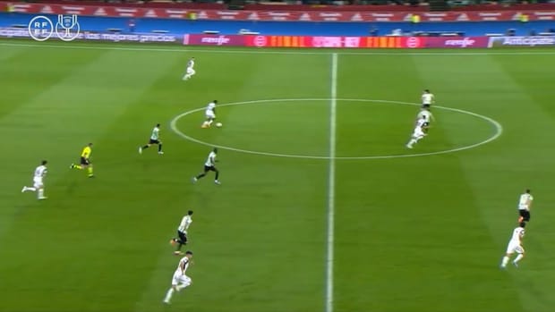 Valencia's amazing team goal in Copa del Rey final